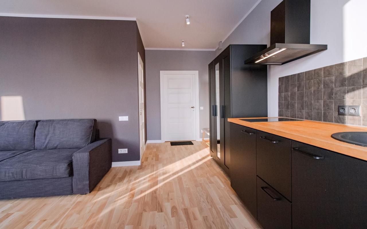 Modern Apartment In Old Riga With A River View Exterior photo