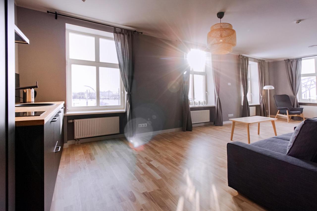 Modern Apartment In Old Riga With A River View Exterior photo